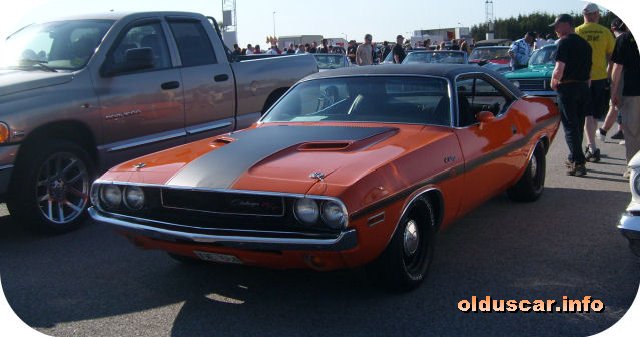 1970 Dodge Challenger RT Hardtop Coupe front